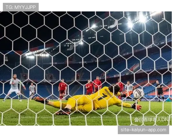 点球补射规则拆解：什么时候允许球员第二次射门？